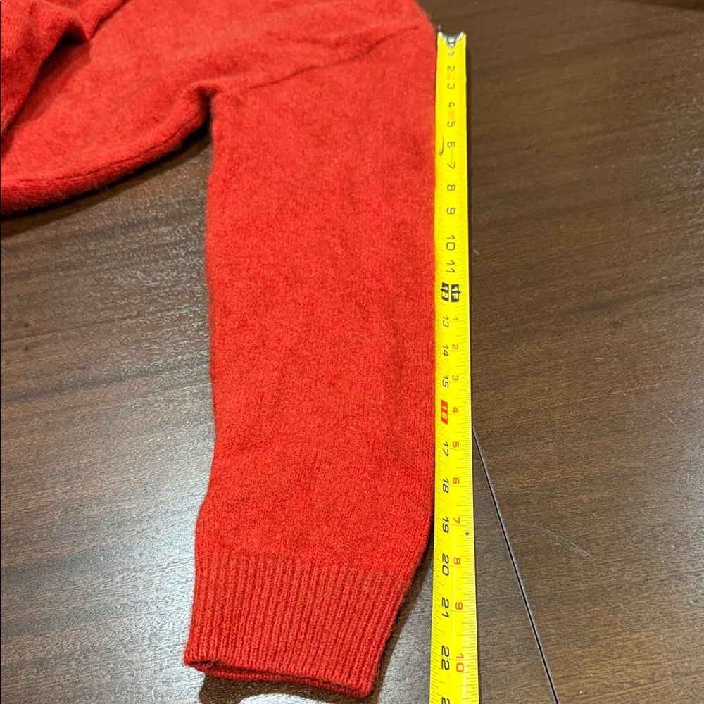Koru Merino Wool, Possum Fur & Silk Blend Red V-Neck Sweater - Picture 8 of 9